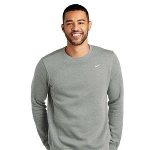 Nike Club Fleece Crew Size SM